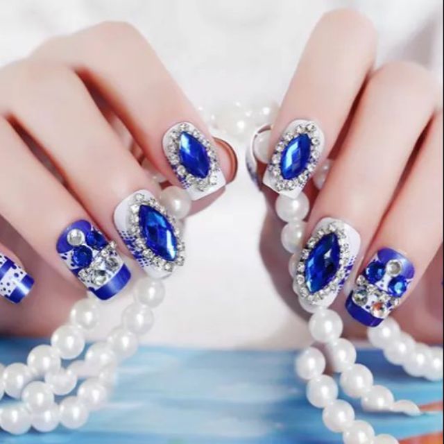 Móng giả( tiền nguyễn lâm)