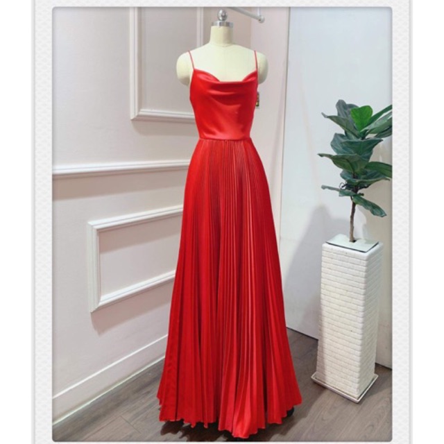 Đầm dự tiệc 2 dây cổ đổ tùng xếp ly TRIPBLE T DRESS - size M/L - MS87V