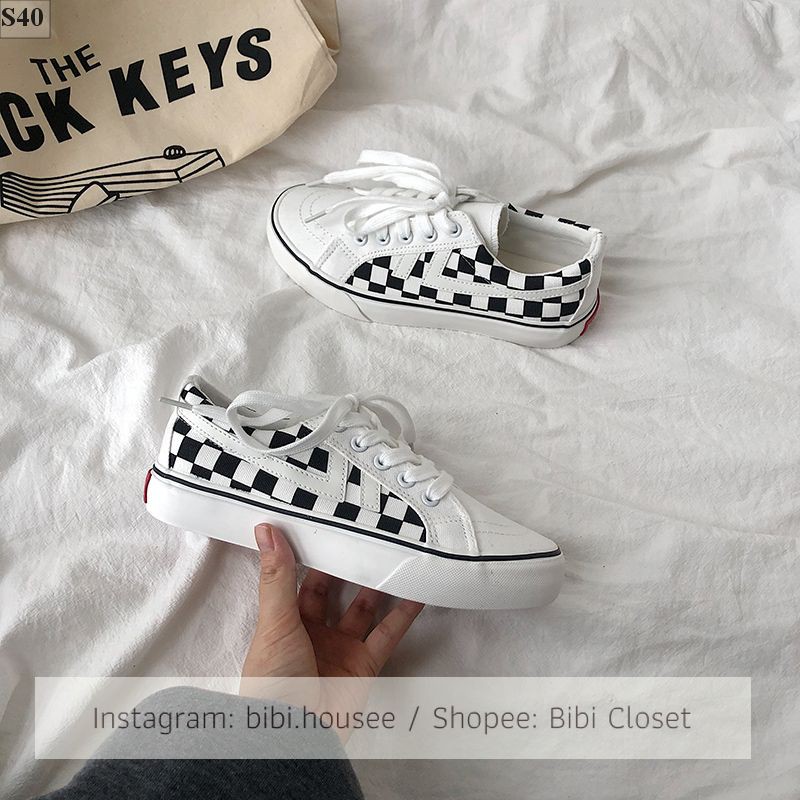 Giày thể thao vải kẻ caro năng động khỏe khoắn màu đen học sinh chất hot trend 2021 giá rẻ mã S40 | BigBuy360 - bigbuy360.vn