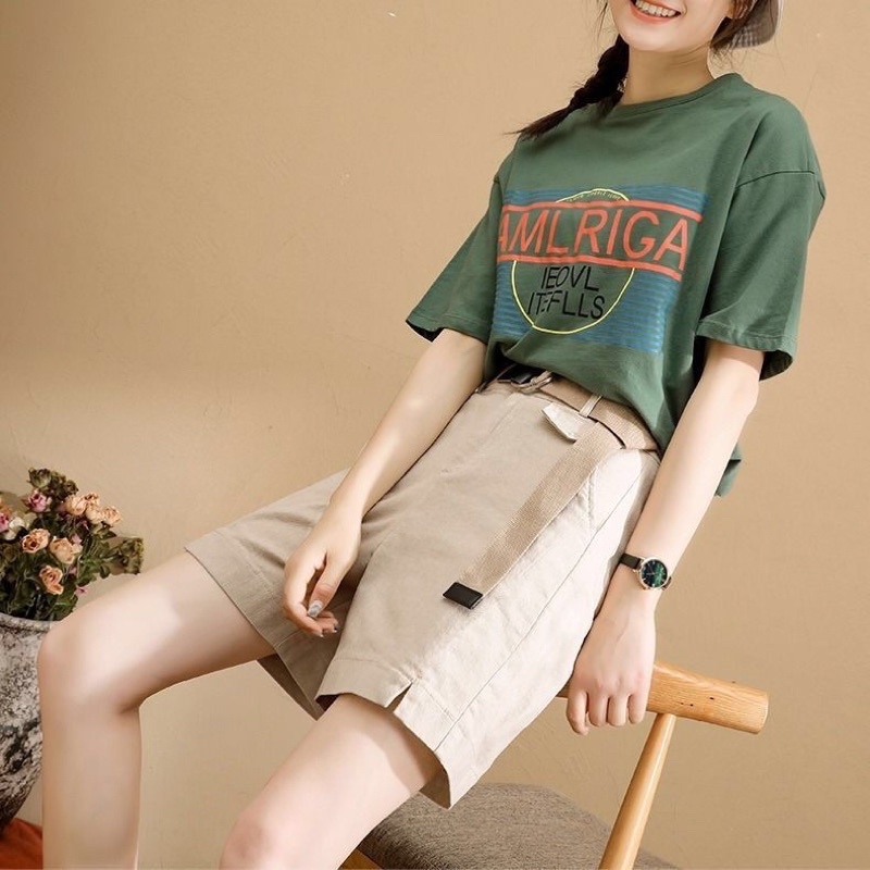 Quần Short (Lửng Trên Gối) Kaki Trẻ Trung Màu Nhã Nhặn Phối Được Nhiều Phong Cách