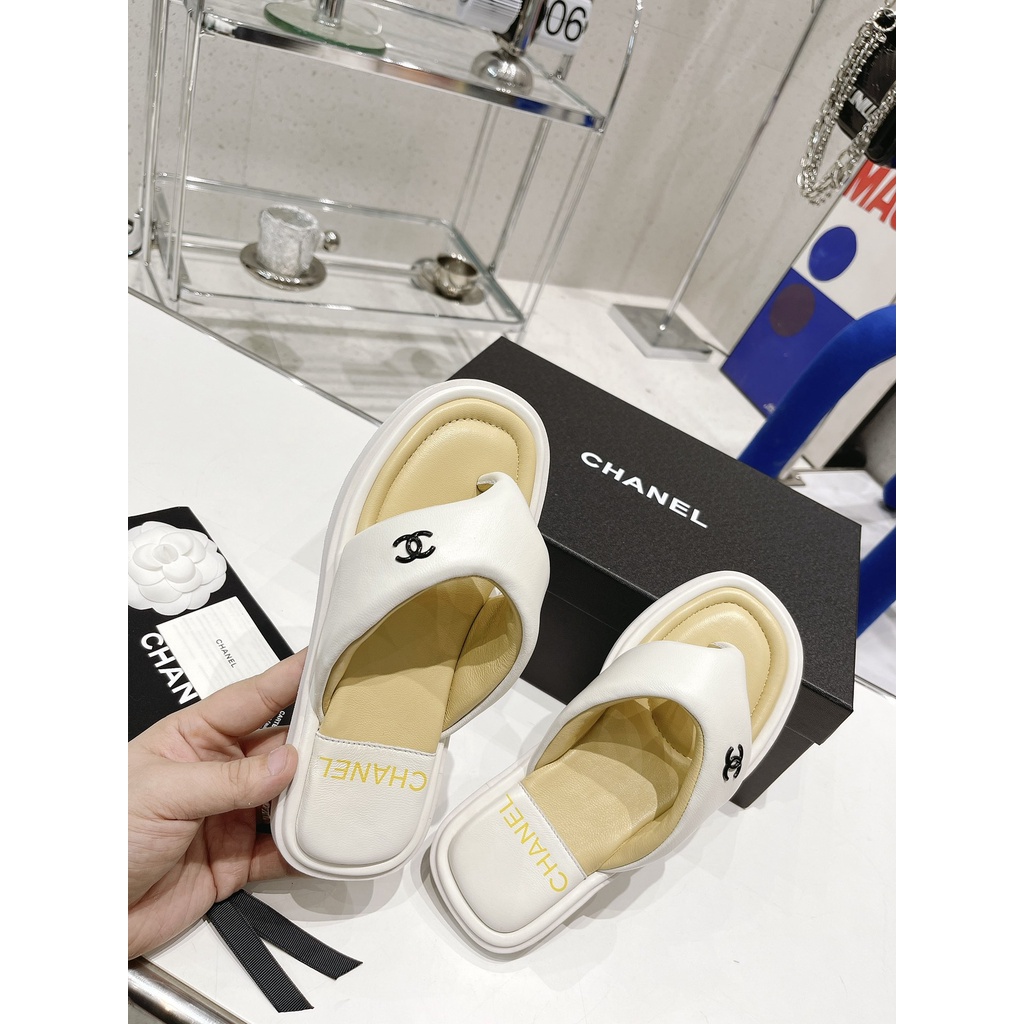 Xăng đan Da Bóng Thời Trang Cho Nữ