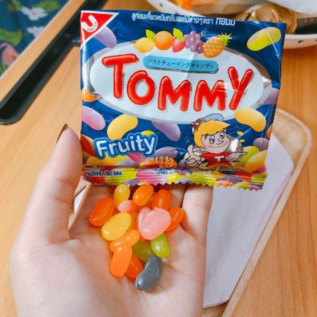 Kẹo Tommy 4 Gói 18g Trái Cây Mix Vị Hàng Thái Lan