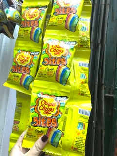 Kẹo dẻo cầu vồng chupa chups