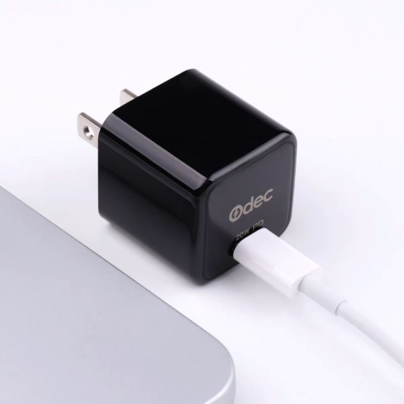 Củ sạc nhanh Odec 20W mini vuông PD Cổng sạc type C cho Iphone,  các thiết bị Android - nhỏ gọn,  hổ trợ nhiều giao thức