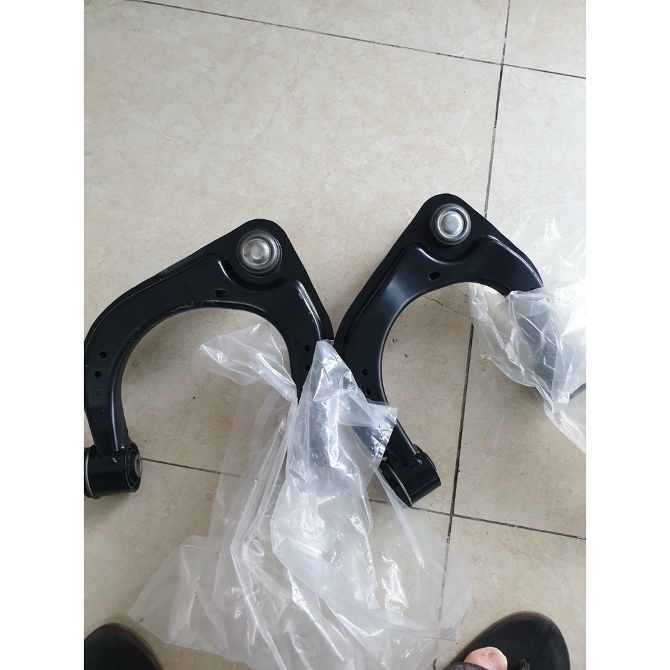 Càng A trên phải Ford Ranger Wildtrak - hàng  Ford OEM - EB3C3084B1B
