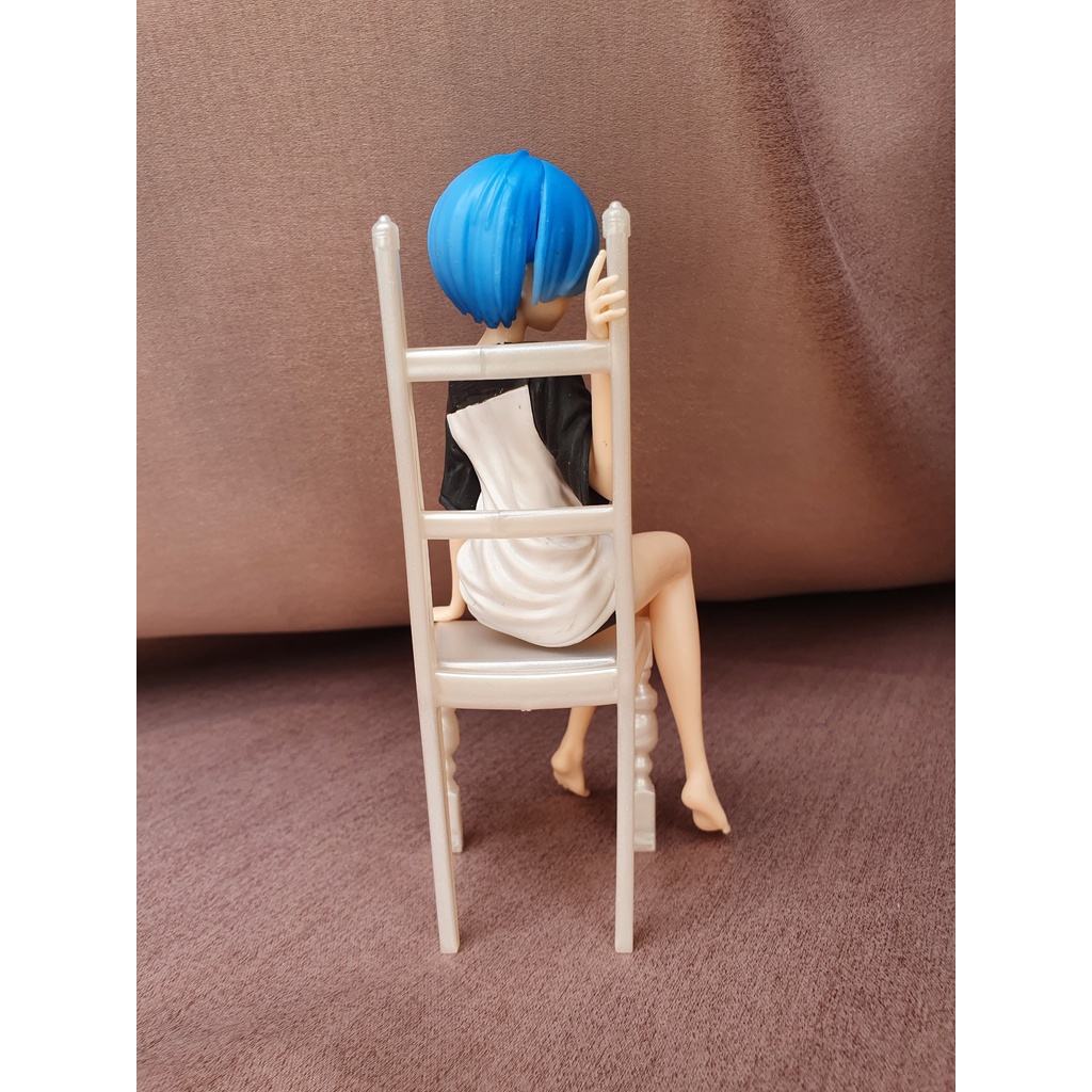 Mô Hình Figure Rem Mặc Áo Subaru - Re: Zero - Mô Hình Không Hộp