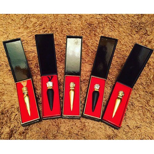 son louboutin hàn quốc
