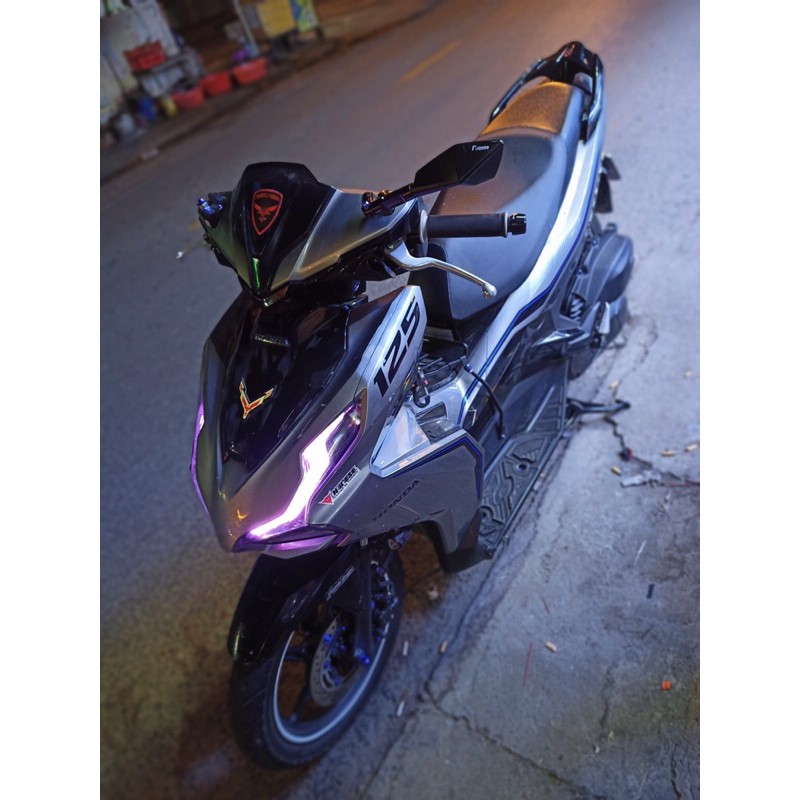 Demi i8 cho AB2020  đổi  màu qua app điện thoại