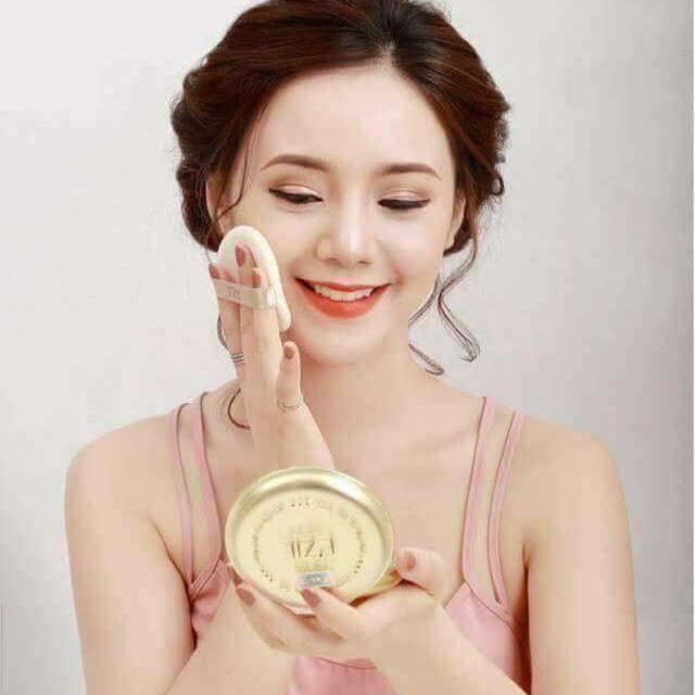 Phấn Lụa Tinh Chất Vàng Siêu Mịn E'ZIE Luxury Gold Two Way Cake