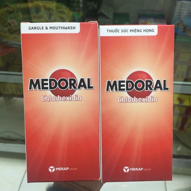 Nước súc miệng Medoral Chai lớn 250ml