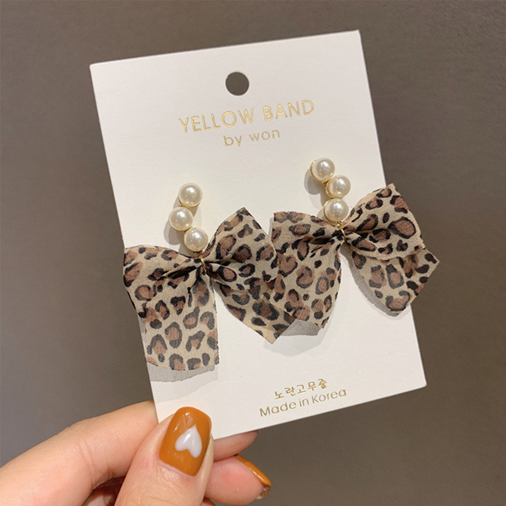 Bông Tai Thời Trang Kiểu Đinh Tán Hình Nơ / Da Báo 925