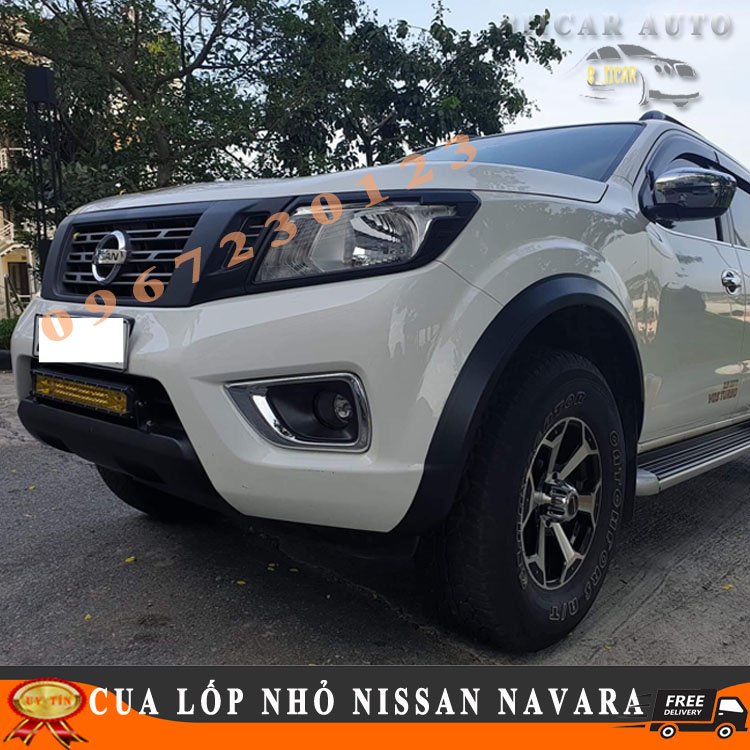 Cua Lốp Nissan Navara Np 300 Mẫu Nhỏ Đen Trơn 2021-2021