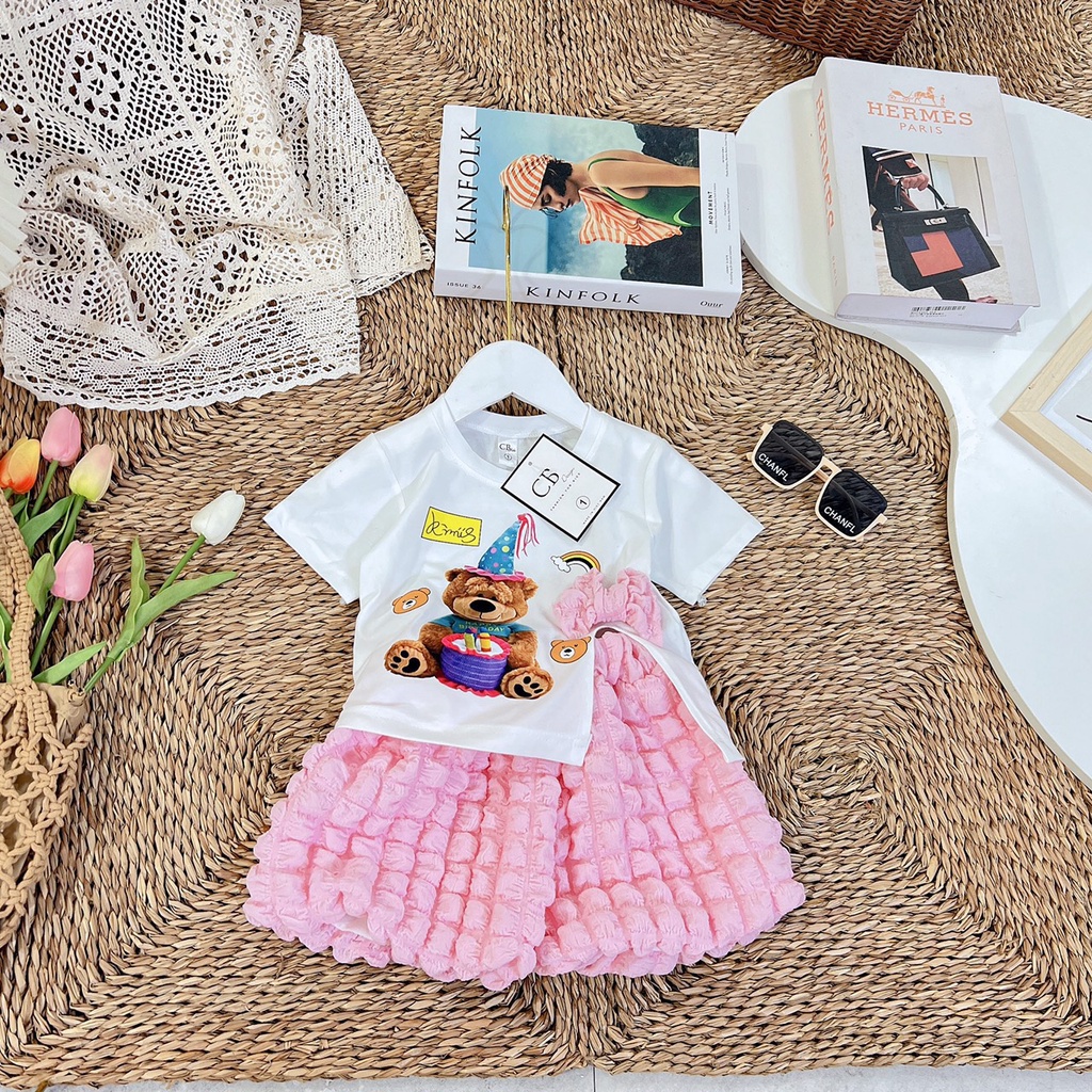 Quần áo cộc tay bé gái, set bộ quần xốp phồng ô vuông phối áo cotton xẻ tà hông cho bé