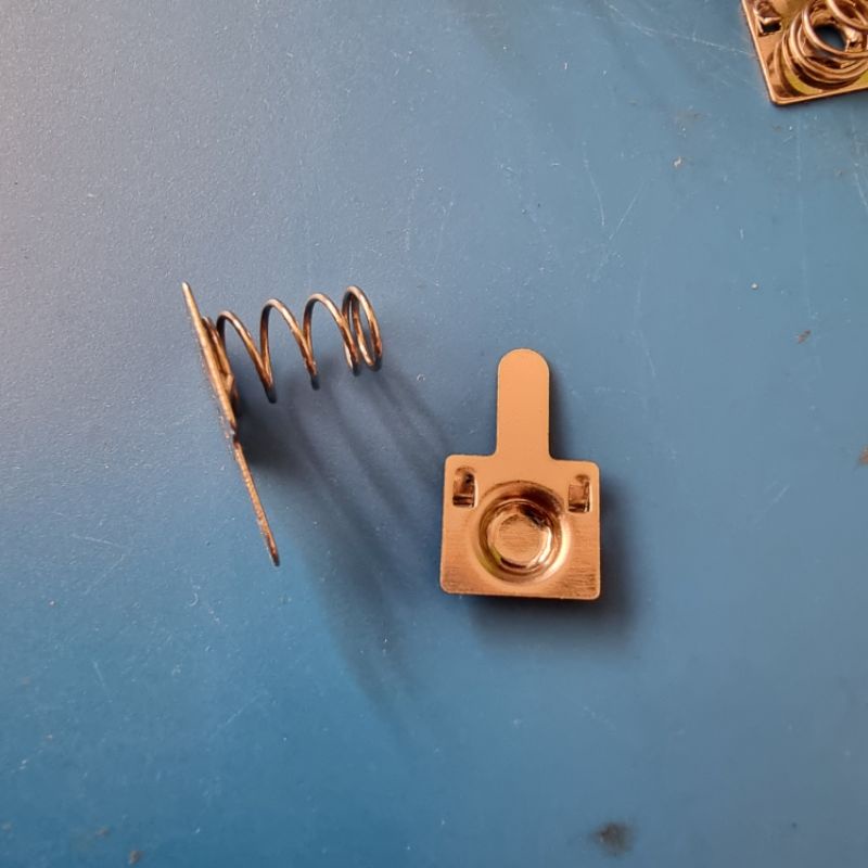 Chân Đế gắn pin bằng sắt phụ kiện thay thế cho chân nguồn pin AAA pin (1.2v)