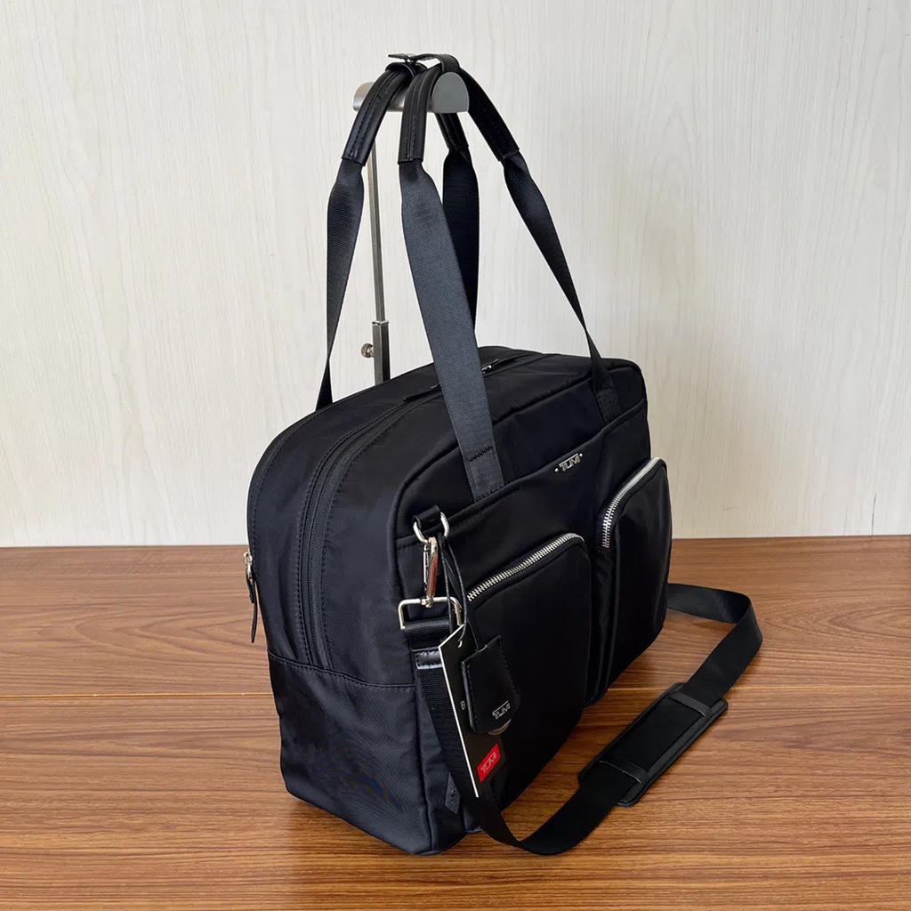 Tumi 4934767 Vista series Túi Xách Đeo Vai Một Dây Đa Chức Năng Và Được Thiết Kế Cho Nữ