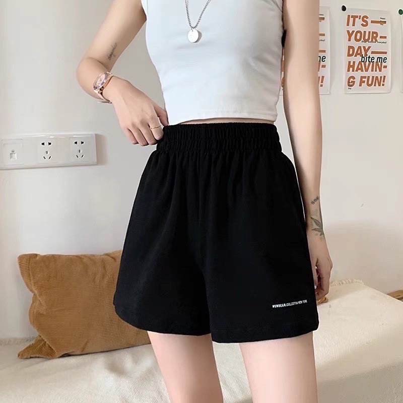 Quần Sooc Đũi In Chữ Ống Rộng Nữ, Short Cạp Chun Hai Màu Đen Trắng Phong Cách Ulzzang | BigBuy360 - bigbuy360.vn