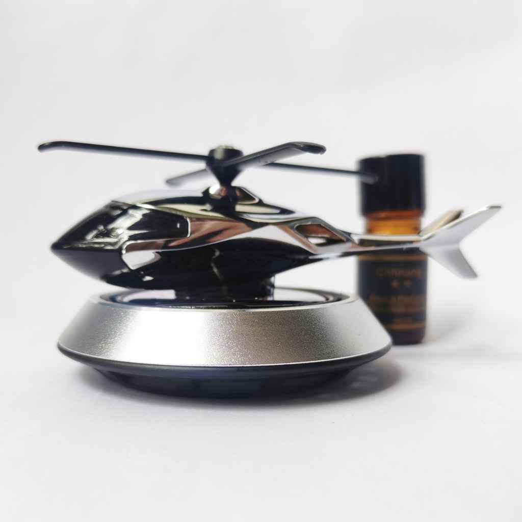 [ Kèm nước hoa ] Máy Bay Trang Trí Taplo Chạy Năng Lượng Mặt Trời Trang Trí Xe Hơi - Bàn Làm Việc