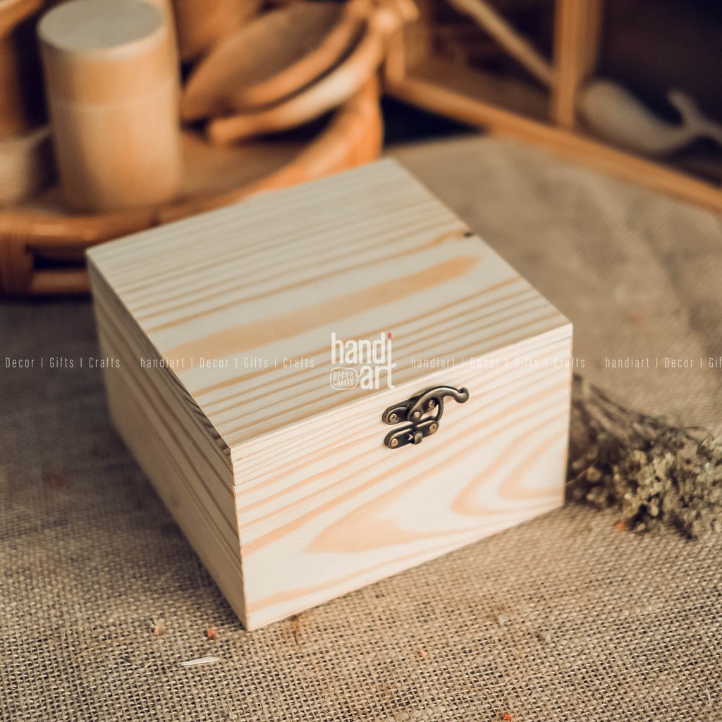 Hộp gỗ vuông đựng đồ đa năng (12x18cm) - Woody Box