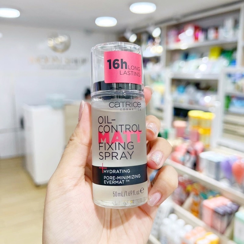 XỊT KHOÁ NỀN CATRICE OIL CONTROL MATT FIXING SPRAY