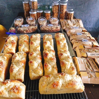 Bánh mì hoa cúc handmade