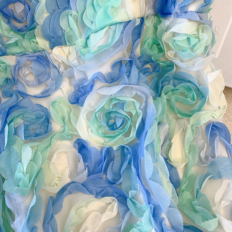 Áo Hai Dây Họa Tiết Hoa Hồng Ba Chiều Xinh Xắn Cho Nữ