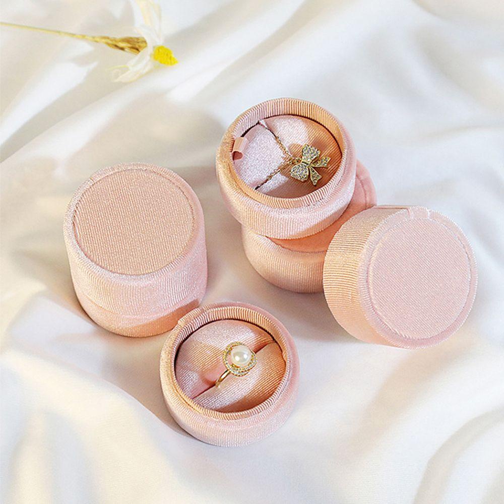 Hộp Đựng Nhẫn Hình Tròn Bằng Nhung Màu Hồng Tinh Tế Tiện Dụng Ốp