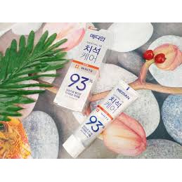 Kem Đánh Răng Median 93% Toothpaste Hàn Quốc màu trắng 120g