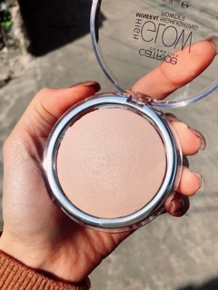 💞Phấn bắt sáng CATRICE High Glow Mineral #010LightInfusion - Đức💞