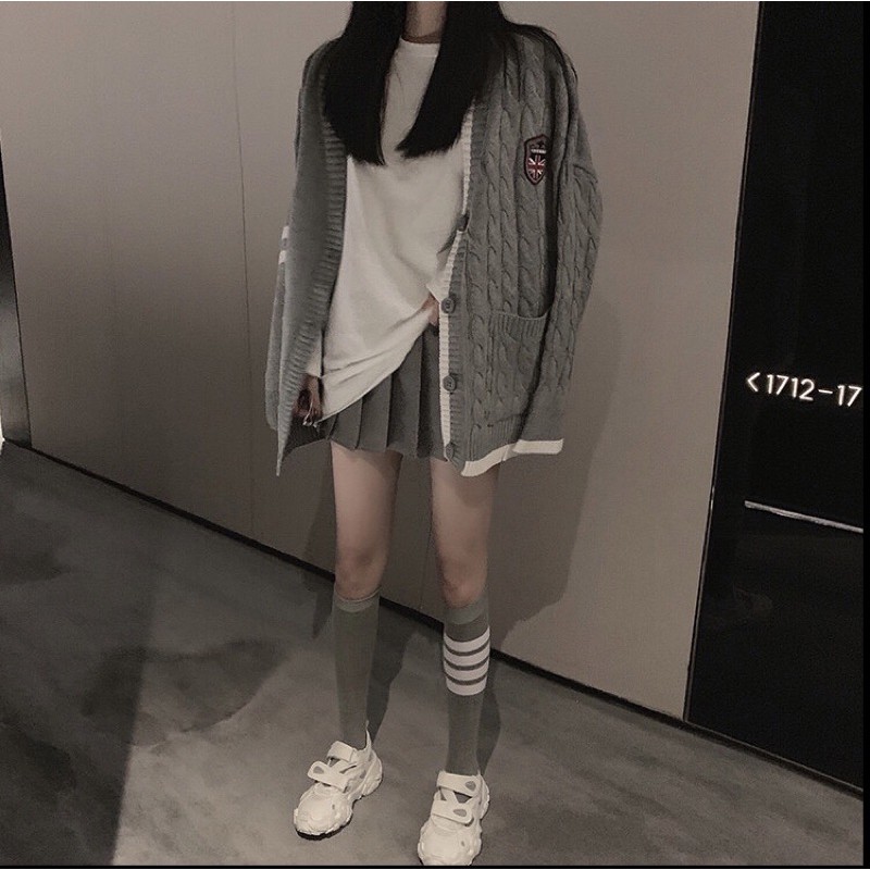 Set áo khoác cardigan bóng chày nữ sinh + chân váy xoè xếp ly xám Ulzzang siêu xinh ❤️