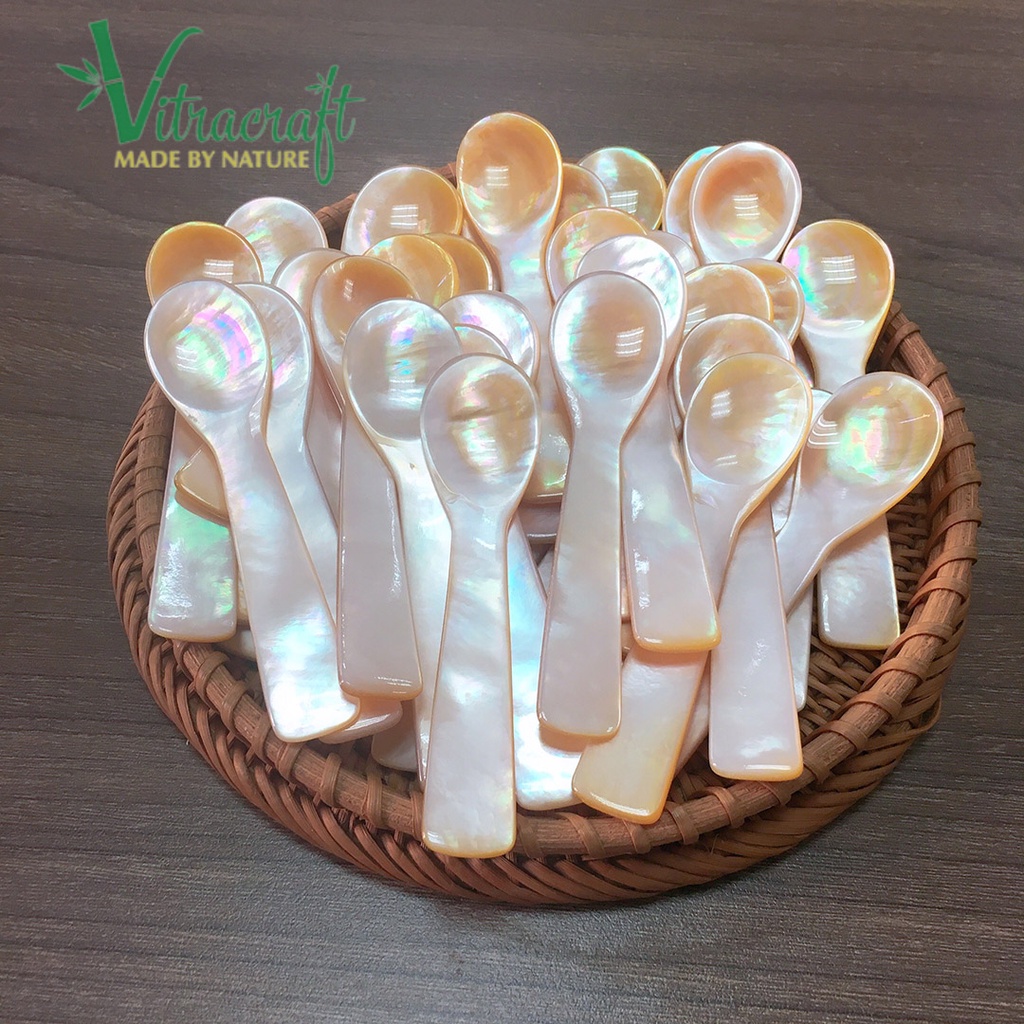 Bộ 2 và 4 Thìa Vỏ Trai Vàng Tự Nhiên.Thìa thủ công được đánh bóng hoàn hảo.Thìa Coffee,thìa ăn kem.Trang trí sản phẩm.