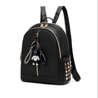 Ba lô đinh tán nữ kèm phụ kiện gấu siêu sang chảnh - balo da thời trang theloan 002