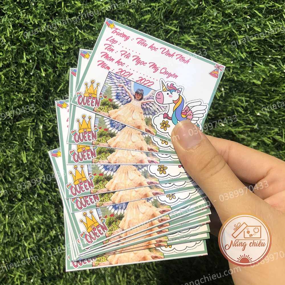 Nhãn vở in hình bé theo yêu cầu