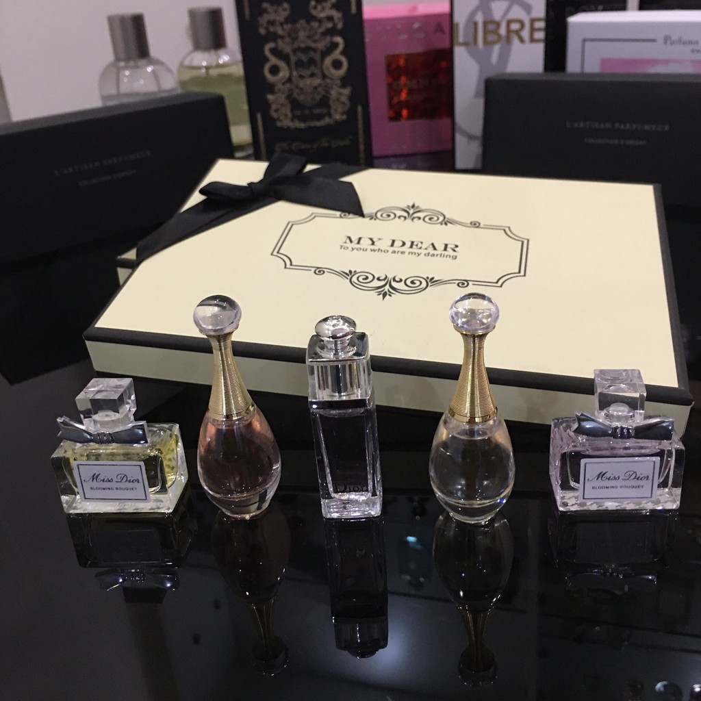 Set 5 chai Nước Hoa Dior Mini, Set nước hoa kèm son dior perfume lipstick set.