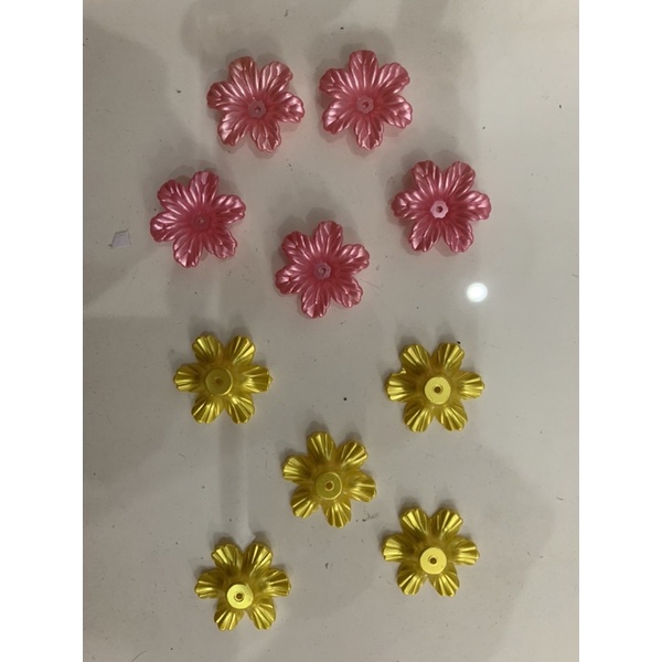 Đế hoa 6 cánh Nhủ ngang 3cm .