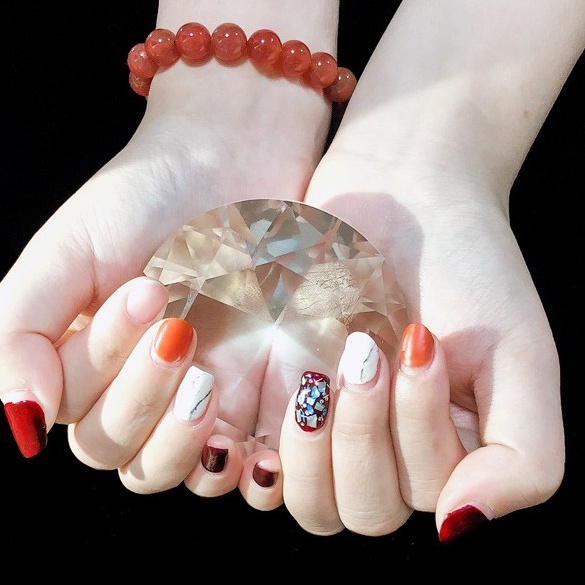 Đạo Cụ Chụp Ảnh Móng | Viên Kim Cương Siêu Sáng