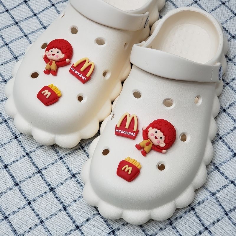 sticker dép crocsPhụ Kiện Trang Trí Giày Hình Hoạt Hình Đáng Yêu