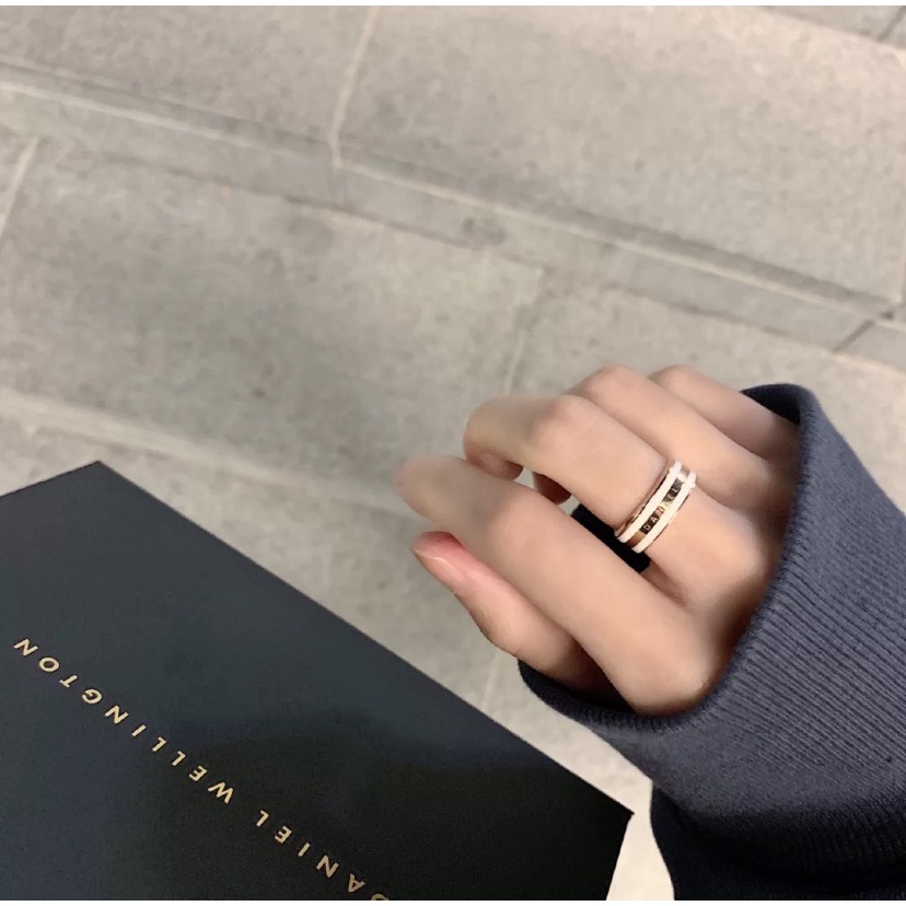 Nhẫn Thép Titan Mạ Vàng Hồng 18K In Chữ Chống Mồ Hôi