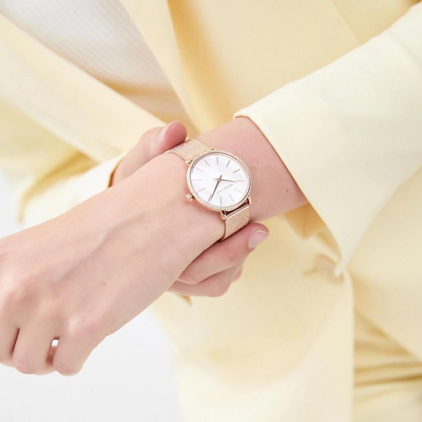 Đồng Hồ Nữ Michael Kors MK4588 Nền Mặt Xà Cừ, Đính Viền Pha Lê 32mm