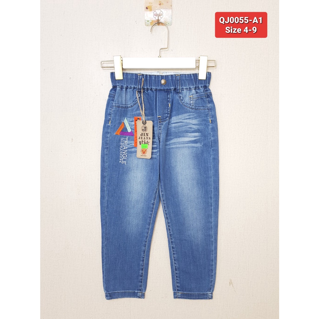 QJ0055-A1 - Quần Jean dài nhỡ bé trai, thêu tam giác, màu xanh, size nhỏ 4t-9t , ri6 - Hàng Made In Vietnam