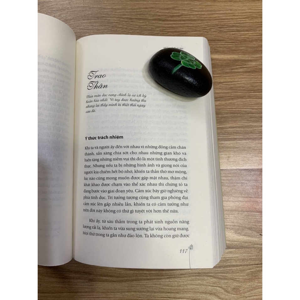 Sách - Hiểu Về Trái Tim