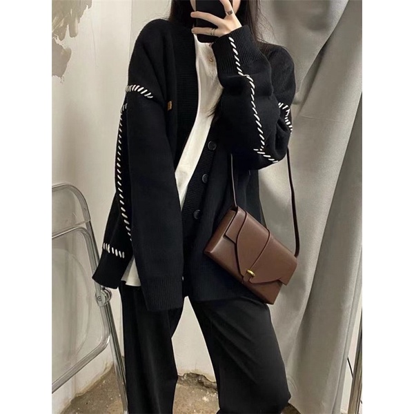 Áo Cardigan len hoạ tiết chỉ trắng