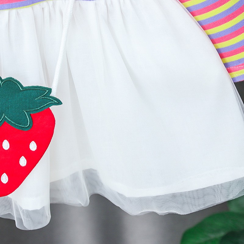 Váy bé gái, đầm bé gái họa tiết dâu xinh thời trang cho bé từ 6 tháng đến 3 tuổi VAY258H