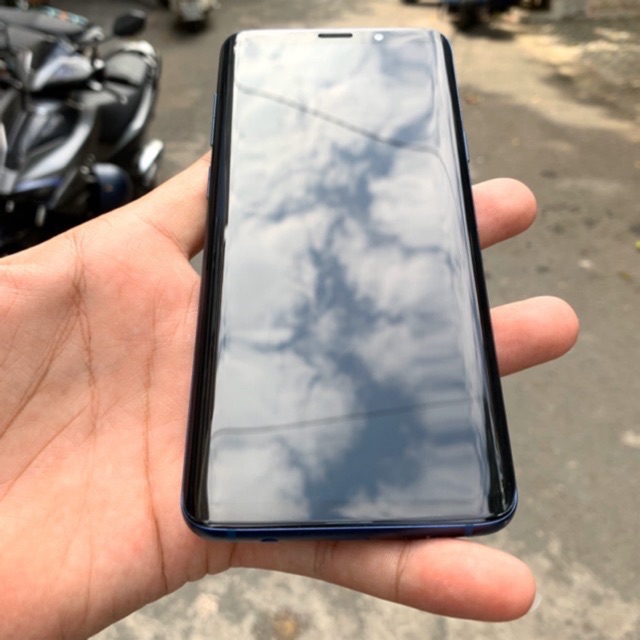 KÍNH CƯỜNG LỰC SS S8/ S8+/ S9/ S9+ FULL KEO UV XỊN, DỄ THÁO (COD KHÁCH Ở XA CÓ KÈM ĐÈN CHIẾU UV XỊN)