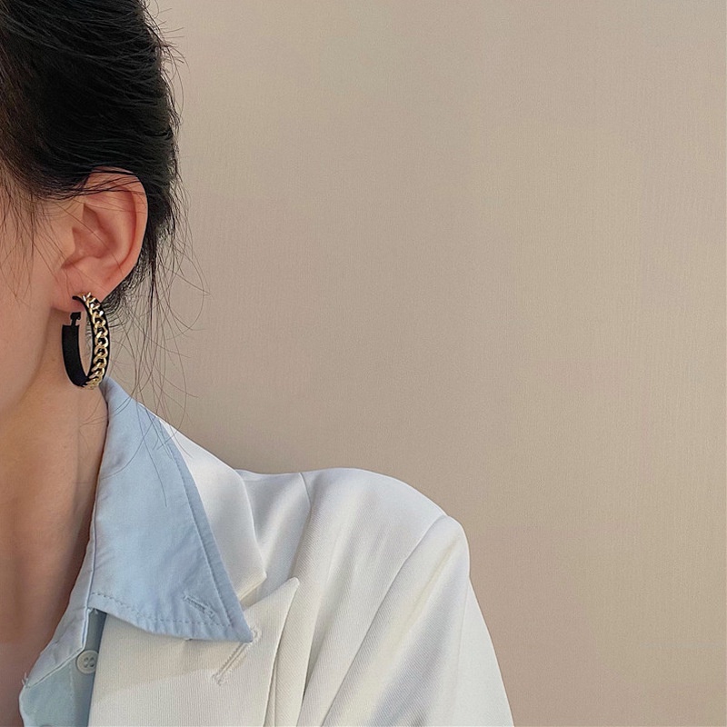 Khuyên tai phối dây xích kim loại màu đen thời trang dành cho nữ
