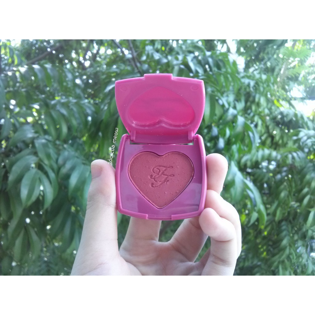 Phấn má TOO FACED màu Your love is king