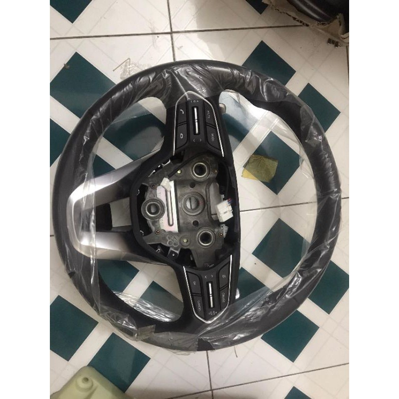 Vô lăng các loại Toyota Ford Huyndai