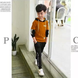 Bộ bé trai phong cách thể thao