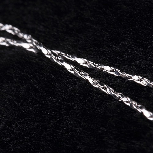 Vòng cổ nữ mặt chữ thập đính đá kiểu dáng thanh lịch