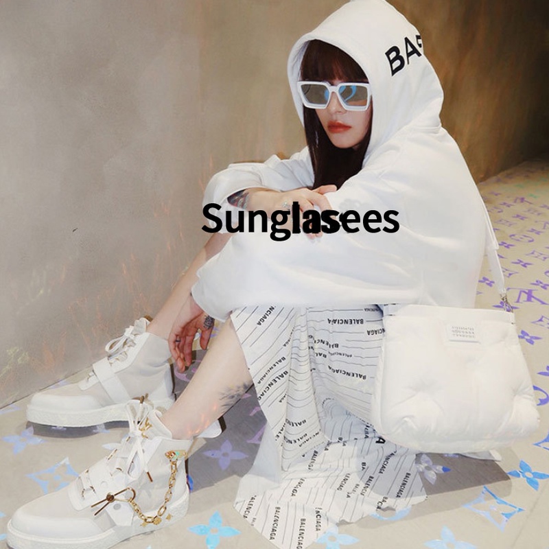 Kính mát gọng dáng vuông lớn chống tia UV kiểu dáng thời trang phong cách Hàn Quốc cho nam và nữ