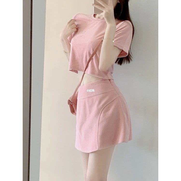 Set Áo Thun Crop Top Phối Chân Váy Lưng Cao Ôm Dáng Thời Trang Mùa Hè Ngọt Ngào Cho Nữ